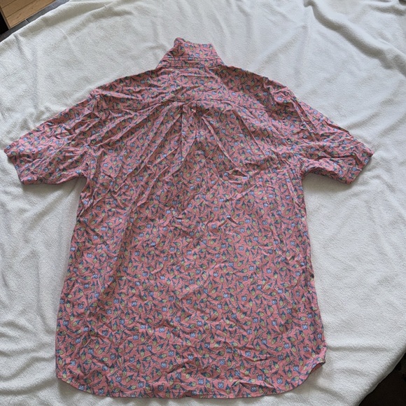 Vineyard Vines Pineapple Button Down - Picture 5 of 5